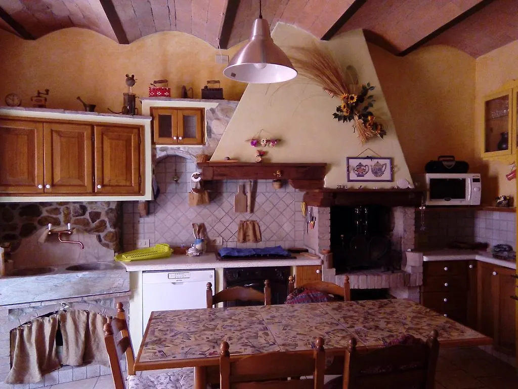 Carlo'S Country House Castellina Marittima